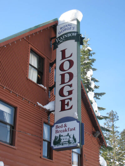 A Winter Daytrip and Brunch at Rainbow Lodge in Cisco Grove, California