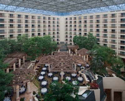 Hyatt Regency San Francisco Airport, Romantic Excellence All the Way
