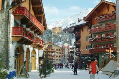 Travel: Le Village Arc 1950